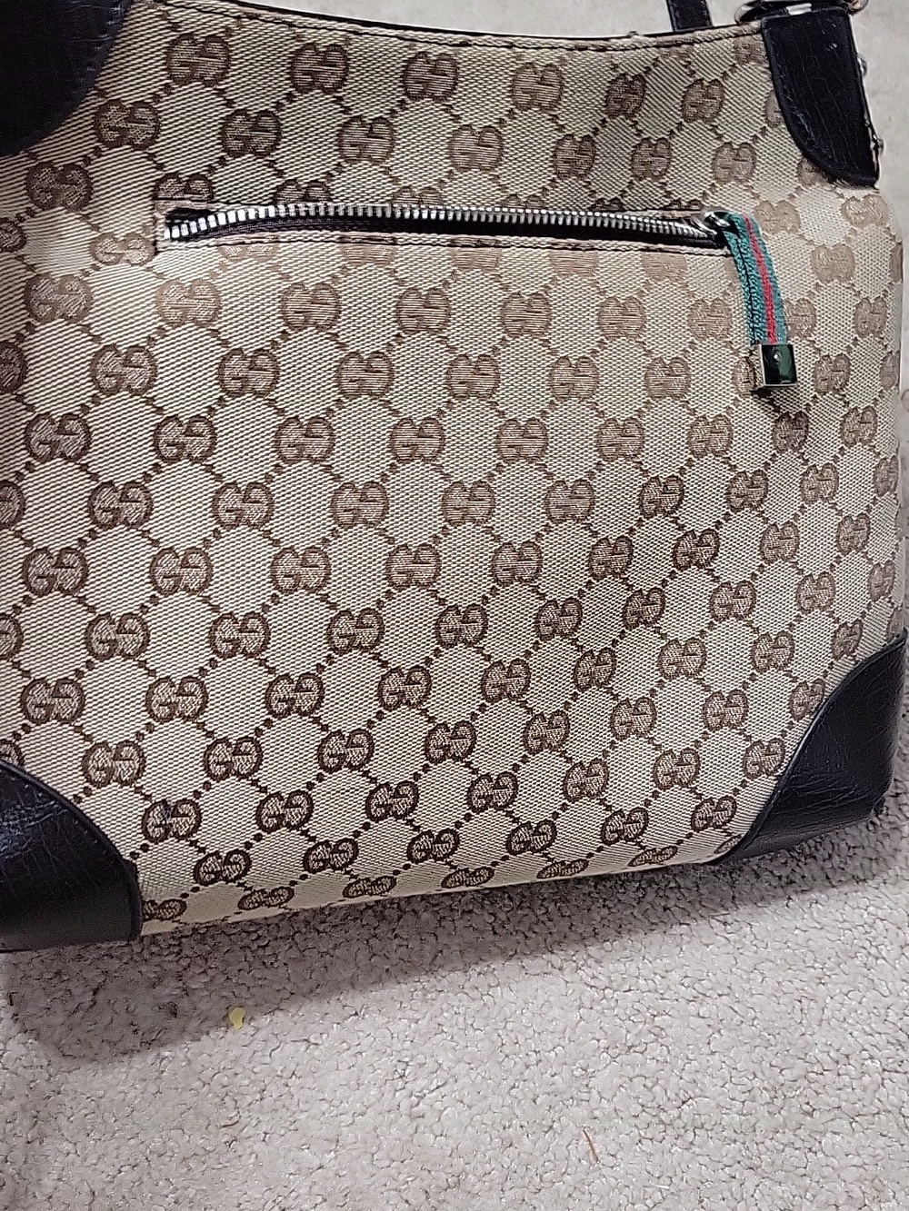 Gucci Beige GG Canvas Shoulder Bag with Brown Leather and Red-Green Chain - Picture 8 of 10